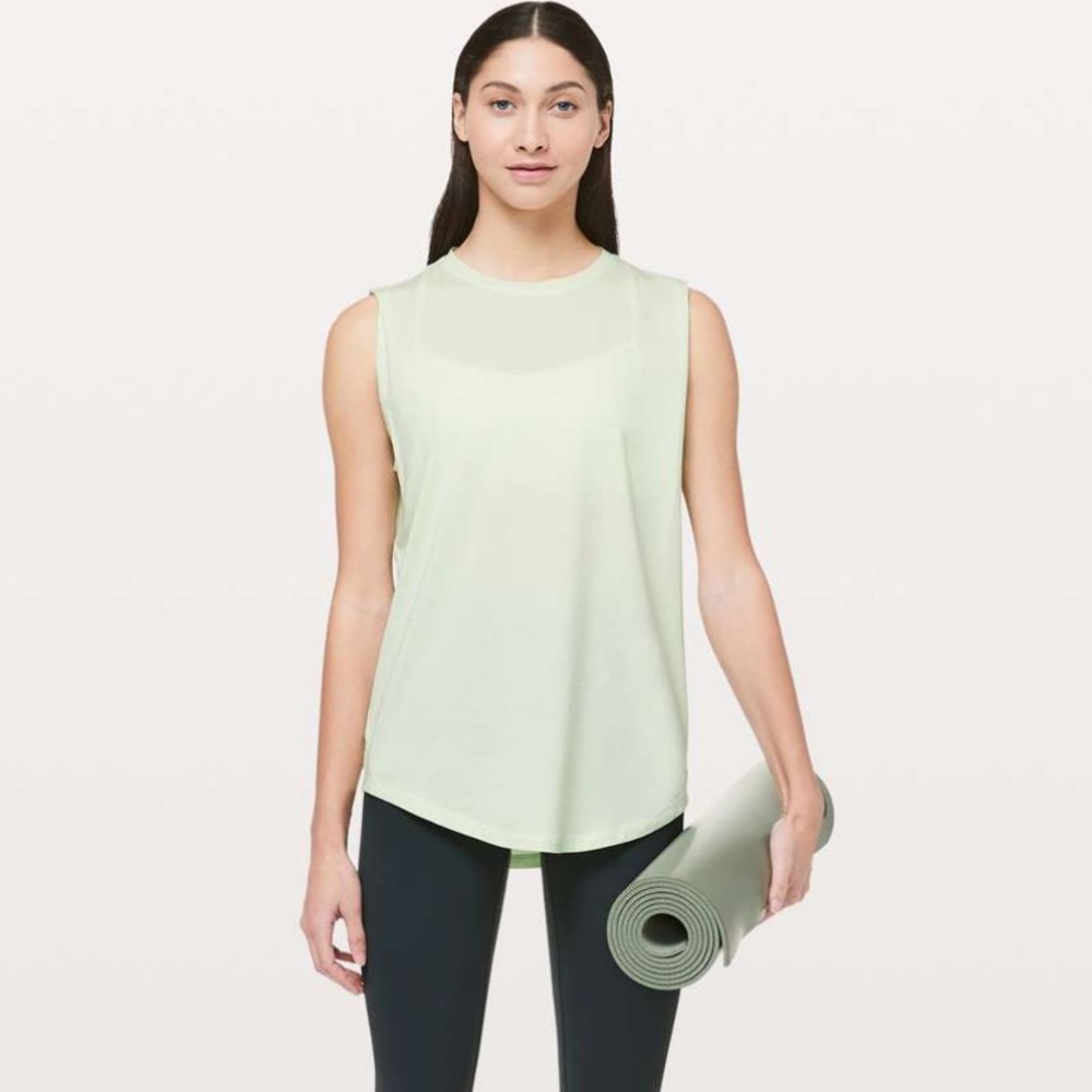 Lululemon Brunswick Muscle Tank size 2